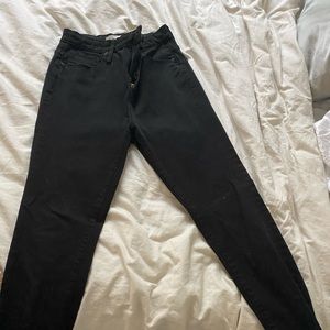 High rise curvy black skinnies